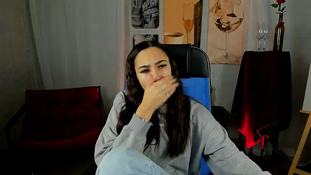 RebeckaThornton online show from November 21, 3:33 pm