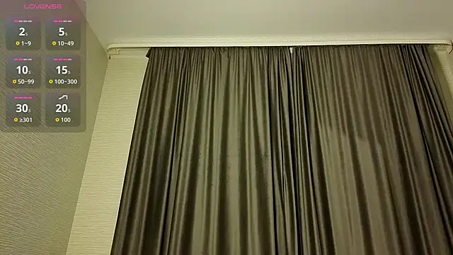 MissPompadure online show from February 5, 6:12 pm