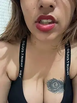 neelam singh0 online show from July 2, 10:05 pm