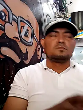 sexyandres 23 online show from April 14, 3:51 pm