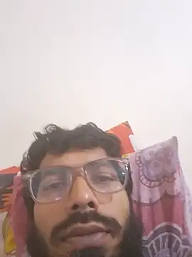 Snapshot of Memonsait1 chatting on February 13, 6:42 am Memonsait1 online show from February 13, 6:42 am