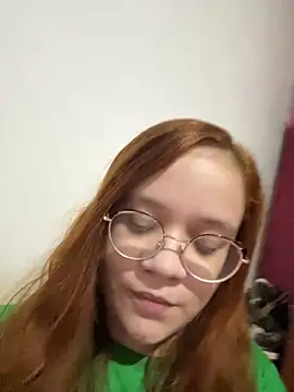 ruivinhadancer online show from May 7, 1:11 am