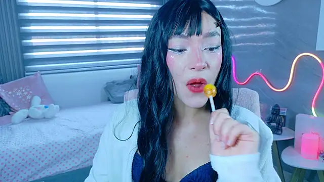 Snapshot of Naaomi_cute chatting on October 16, 7:48 pm Naaomi cute online show from October 16, 7:48 pm