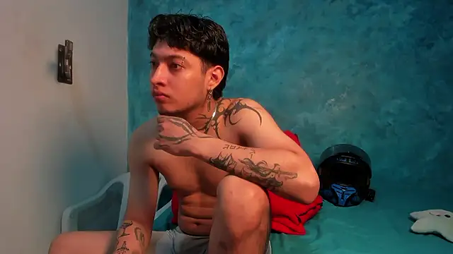 Sky Wild online show from March 15, 8:04 pm