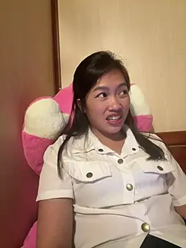 -Paige- online show from February 6, 8:51 am