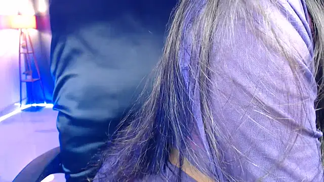 Rashiii  online show from April 30, 4:35 pm