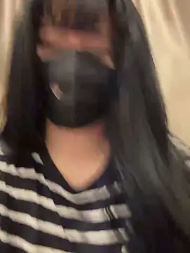 Suzie X online show from December 20, 5:47 am