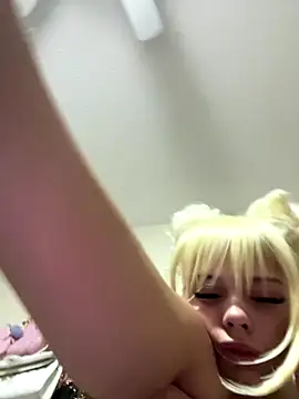 itspinkkk online show from November 4, 2:54 am