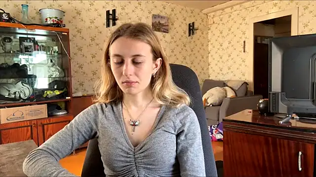 AmeliLia online show from March 24, 10:09 am