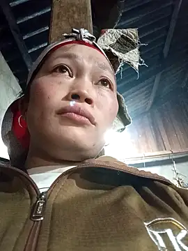 siusiu-00 online show from November 5, 8:31 pm