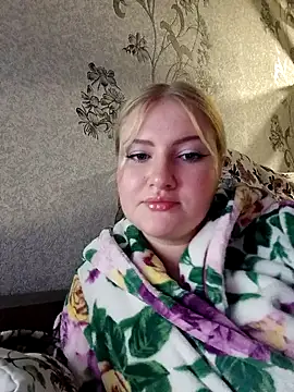 Snapshot of karkinn chatting on October 24, 2:57 pm karkinn online show from October 24, 2:57 pm