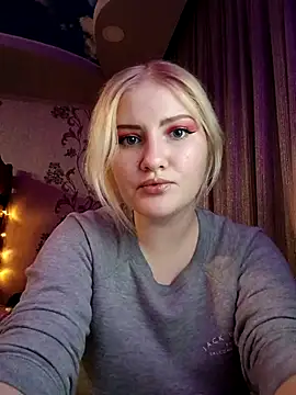 Snapshot of karkinn chatting on November 17, 4:13 pm karkinn online show from November 17, 4:13 pm