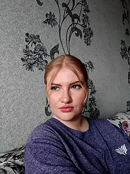 Snapshot of karkinn chatting on March 6, 1:51 pm karkinn online show from March 6, 1:51 pm