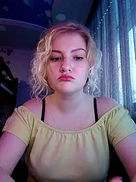 Snapshot of karkinn chatting on March 8, 4:00 pm karkinn online show from March 8, 4:00 pm