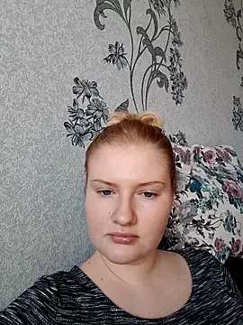 Snapshot of karkinn chatting on March 9, 9:02 am karkinn online show from March 9, 9:02 am