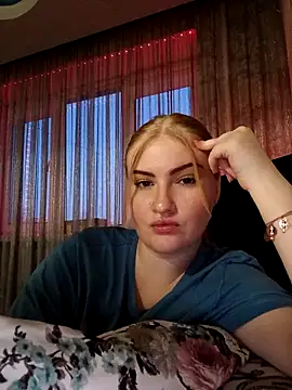 Snapshot of karkinn chatting on March 15, 4:24 pm karkinn online show from March 15, 4:24 pm