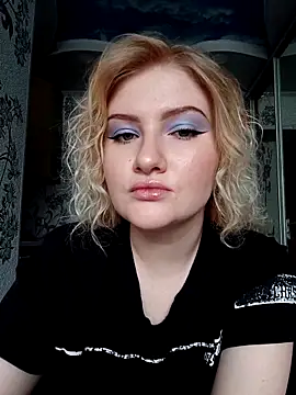 Snapshot of karkinn chatting on March 30, 8:59 am karkinn online show from March 30, 8:59 am