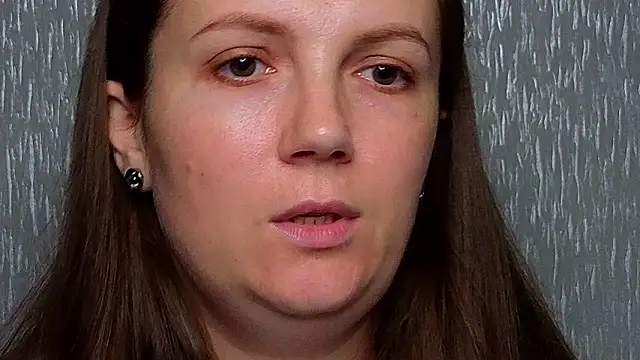 Amy  Leee  online show from October 31, 5:47 pm