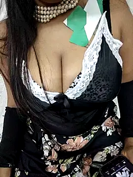 Snapshot of monalisharoy544554 chatting on October 15, 3:23 pm monalisharoy544554 online show from October 15, 3:23 pm
