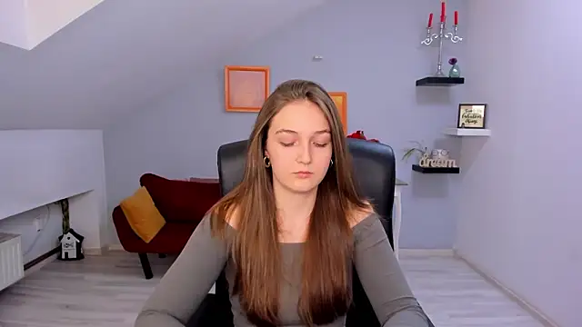 AnneWilsonn online show from February 23, 12:13 pm