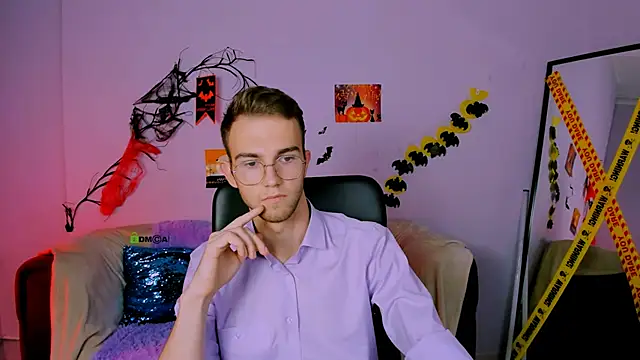 astren villo online show from November 2, 1:13 pm