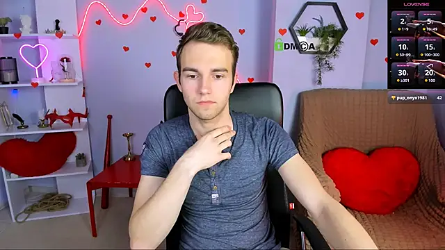 astren villo online show from April 16, 5:52 am