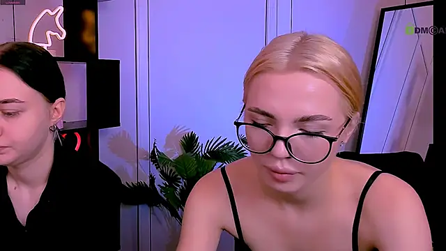 Snapshot of sendi_cais chatting on October 27, 9:35 am sendi cais online show from October 27, 9:35 am