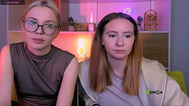 Snapshot of sendi_cais chatting on November 18, 2:54 pm sendi cais online show from November 18, 2:54 pm