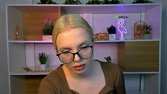 Snapshot of sendi_cais chatting on December 23, 6:11 am sendi cais online show from December 23, 6:11 am