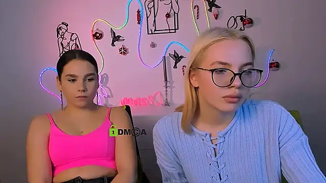 Snapshot of sendi_cais chatting on January 6, 12:53 pm sendi cais online show from January 6, 12:53 pm