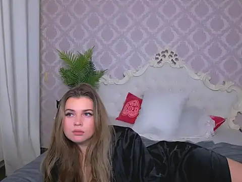 Samantha Cole online show from December 20, 10:22 am