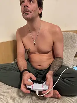  madbull  online show from February 3, 6:40 am