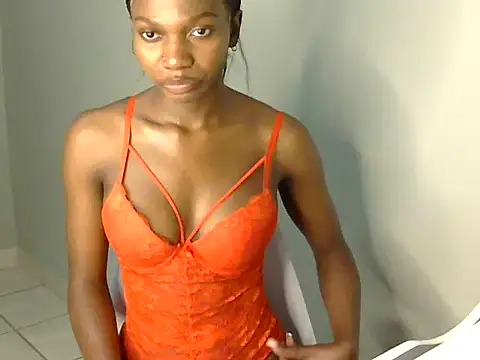 Snapshot of Sweet_Angel002 chatting on October 14, 10:43 pm Sweet Angel002 online show from October 14, 10:43 pm