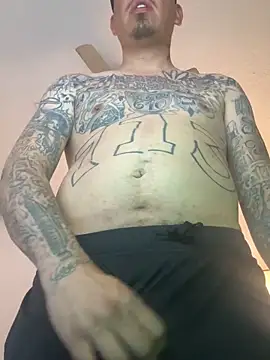 Snapshot of big_daddyyyyyyyy chatting on May 21, 9:00 pm big daddyyyyyyyy online show from May 21, 9:00 pm