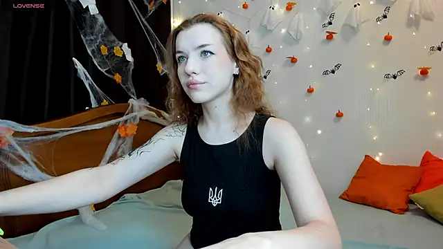 MeganNewCat online show from November 8, 10:15 am