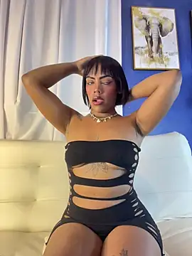 Snapshot of NovaFoxx chatting on April 10, 6:12 pm NovaFoxx online show from April 10, 6:12 pm