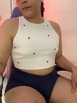 La-Gatiita-trans online show from November 25, 3:45 pm