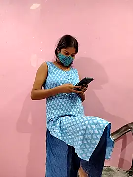 Snapshot of Muskan_12th chatting on October 14, 3:24 pm Muskan 12th online show from October 14, 3:24 pm
