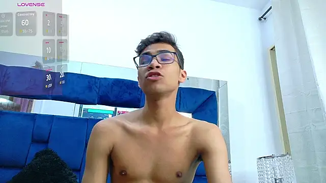 Desire4Duo online show from October 29, 1:24 pm