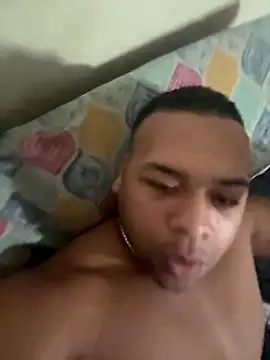 Snapshot of Elsoldado1 chatting on October 13, 9:26 pm Elsoldado1 online show from October 13, 9:26 pm