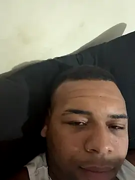 Snapshot of Elsoldado1 chatting on October 14, 9:26 pm Elsoldado1 online show from October 14, 9:26 pm