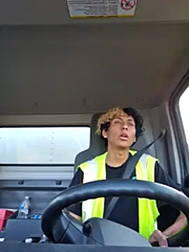 Jjloscooby online show from April 6, 1:03 am