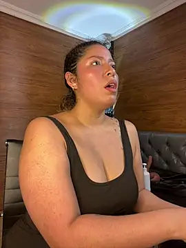 Yvonny27 online show from March 6, 12:34 pm