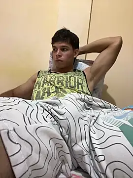 Snapshot of Michael_black01 chatting on April 18, 4:27 am Michael black01 online show from April 18, 4:27 am