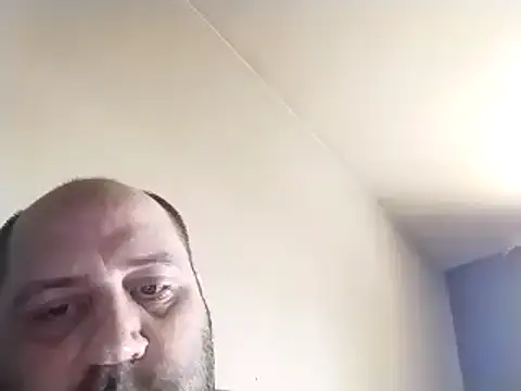 Snapshot of KinkTwinkWink chatting on February 16, 8:32 am KinkTwinkWink online show from February 16, 8:32 am