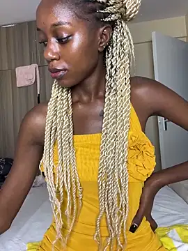 NyahHeat online show from February 19, 6:48 pm