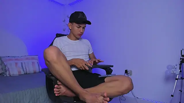 Axel Cody  online show from November 5, 12:27 pm