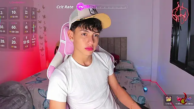 Axel Cody  online show from April 2, 11:41 am