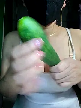 ZinkyLy online show from February 8, 11:13 am