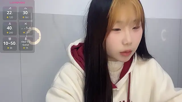 Destin7799 online show from December 22, 4:20 am